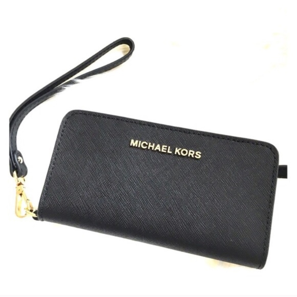 Michael Kors iPhone Wristlet